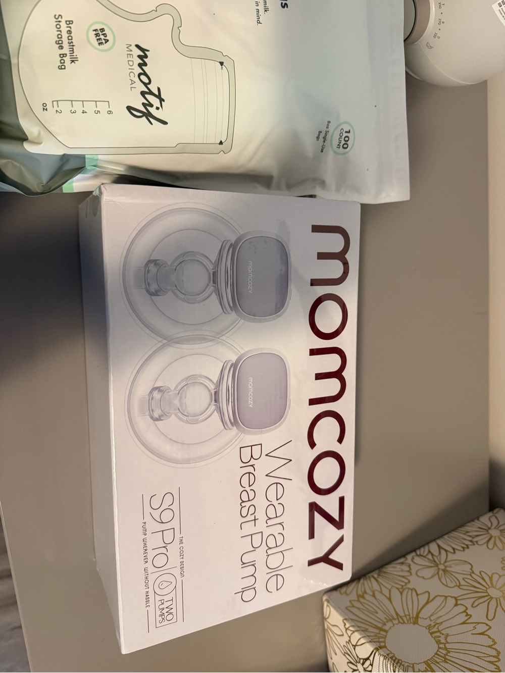 Momcozy Wearable Pump s9 pro Brand New